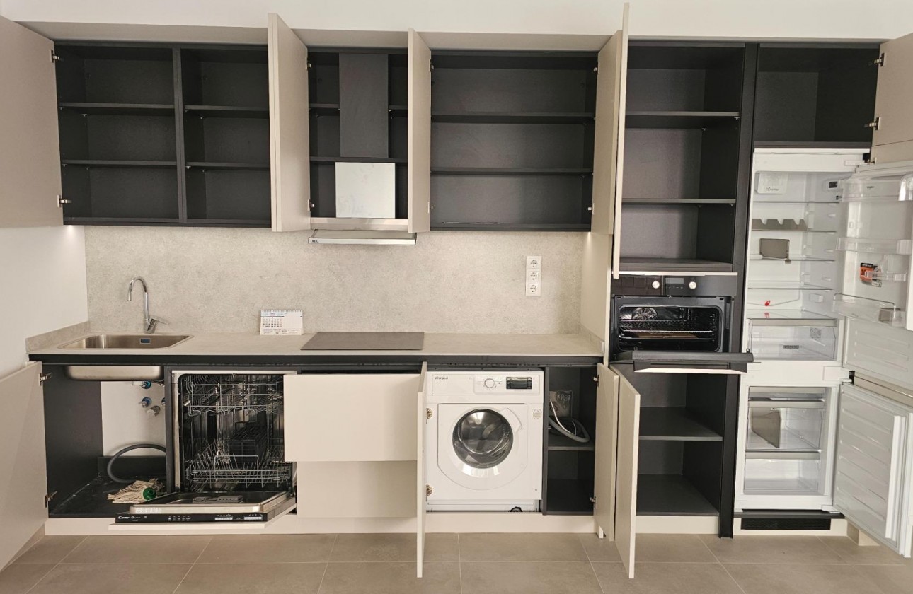 Reventa - Apartamento / piso - Torrevieja - Paseo maritimo