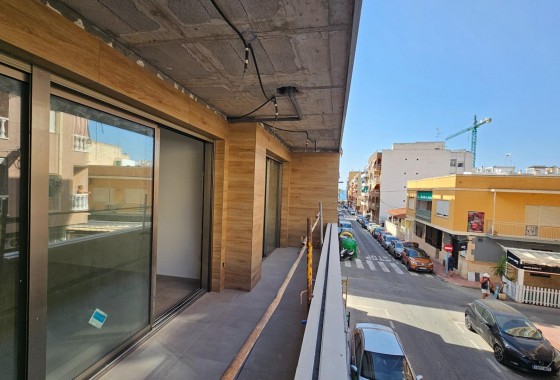Reventa - Apartamento / piso - Torrevieja - Paseo maritimo