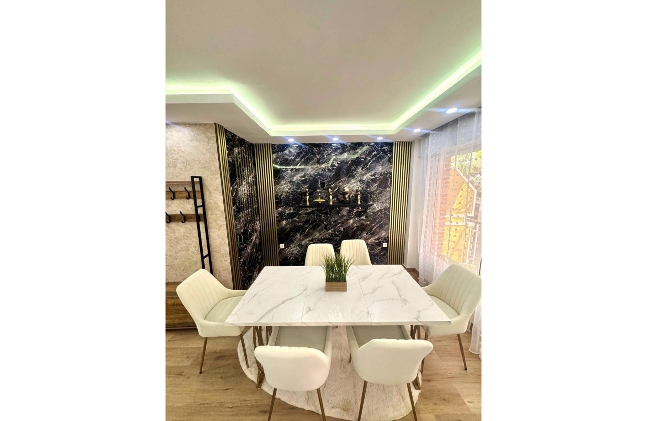 Revente - Appartement - Torrevieja - Centro - Muelle Pesquero