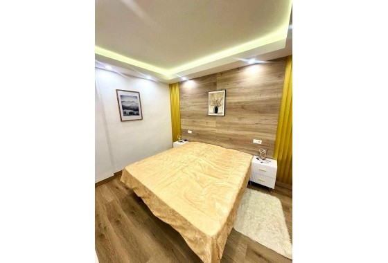 Revente - Appartement - Torrevieja - Centro - Muelle Pesquero