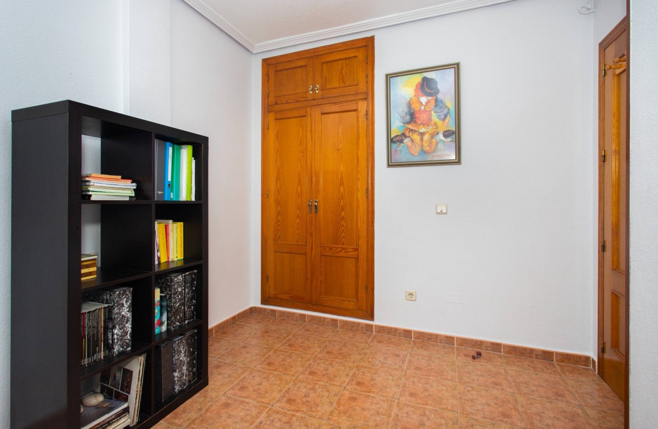 Resale - Bungalow - Orihuela Costa - Rocio Del Mar