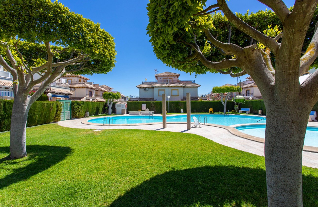 Resale - Bungalow - Orihuela Costa - Rocio Del Mar