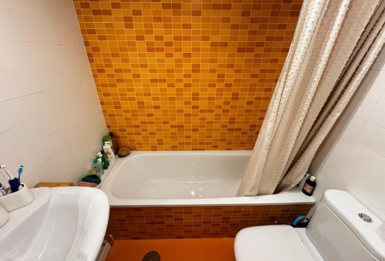 Resale - Apartment / flat - Torrevieja - Playa del Cura