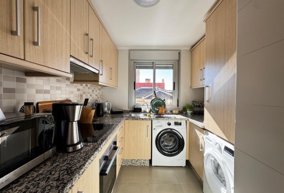 Resale - Apartment / flat - Torrevieja - Playa del Cura