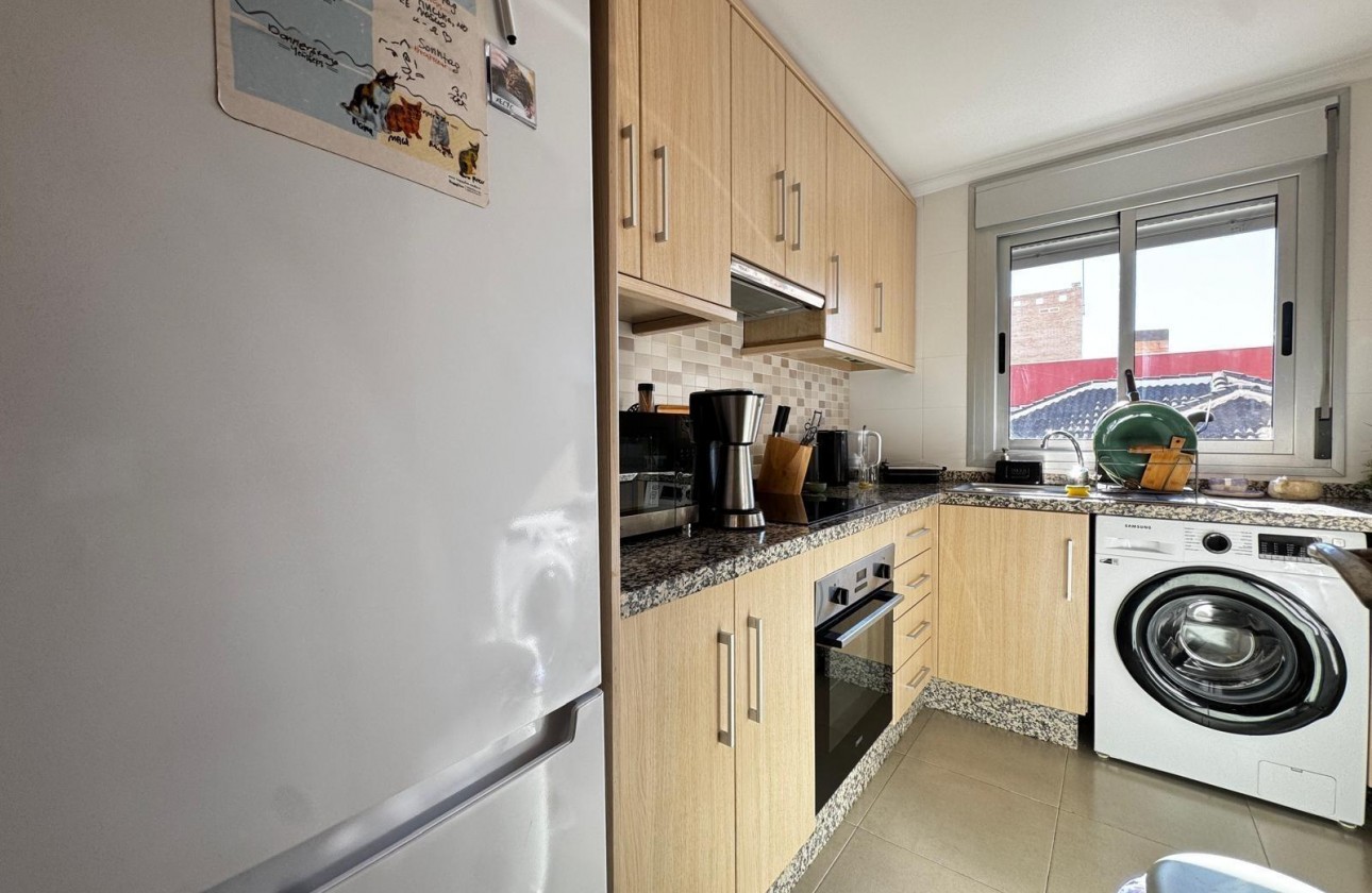 Resale - Apartment / flat - Torrevieja - Playa del Cura