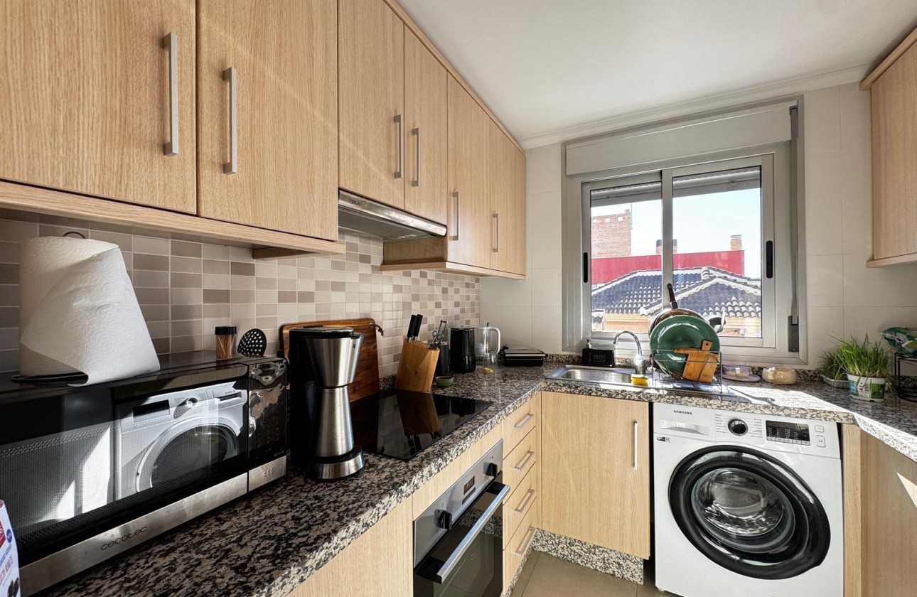 Resale - Apartment / flat - Torrevieja - Playa del Cura
