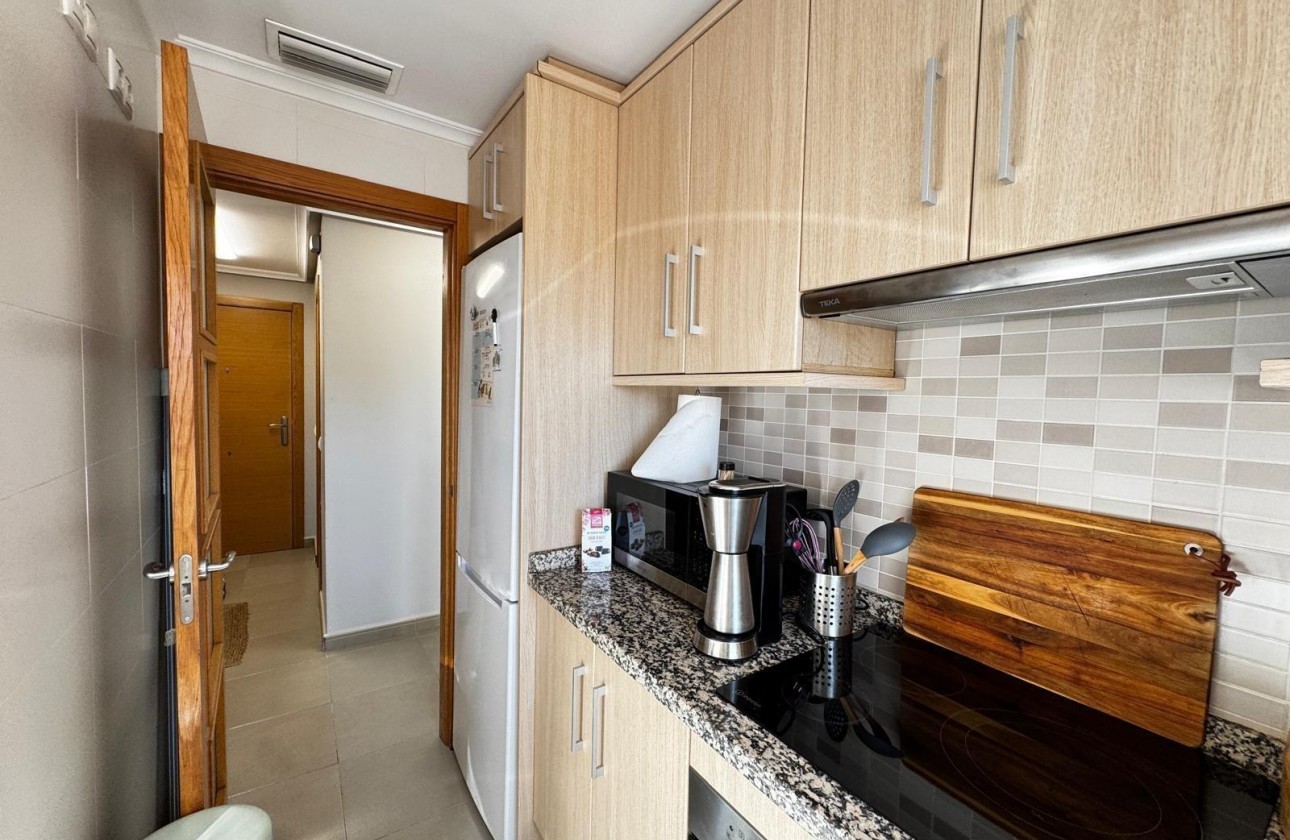 Resale - Apartment / flat - Torrevieja - Playa del Cura