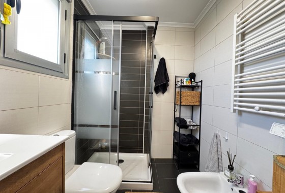 Resale - Apartment / flat - Torrevieja - Playa del Cura