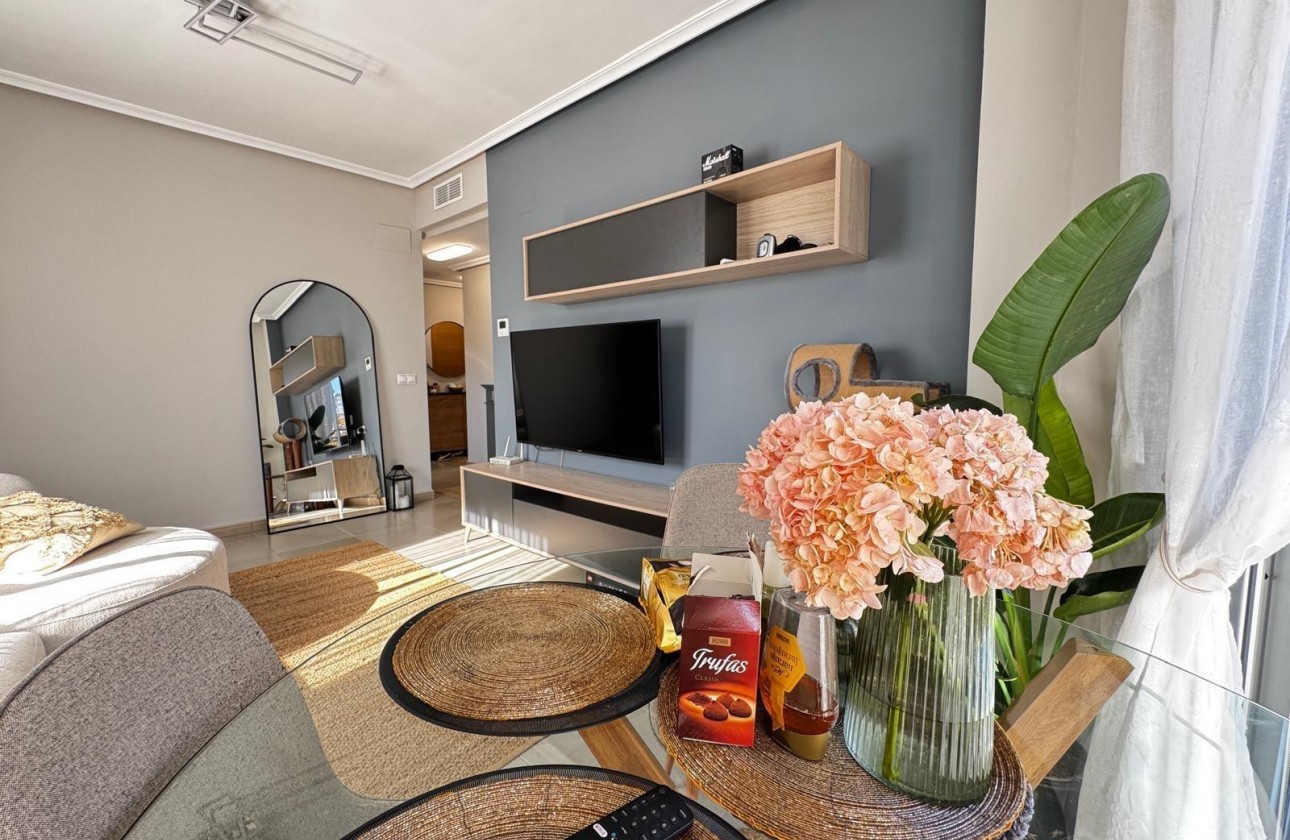 Resale - Apartment / flat - Torrevieja - Playa del Cura