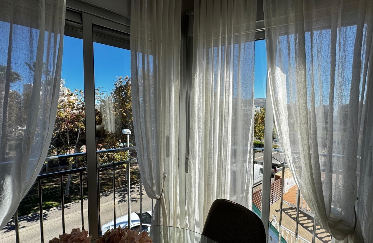 Resale - Apartment / flat - Torrevieja - Playa del Cura