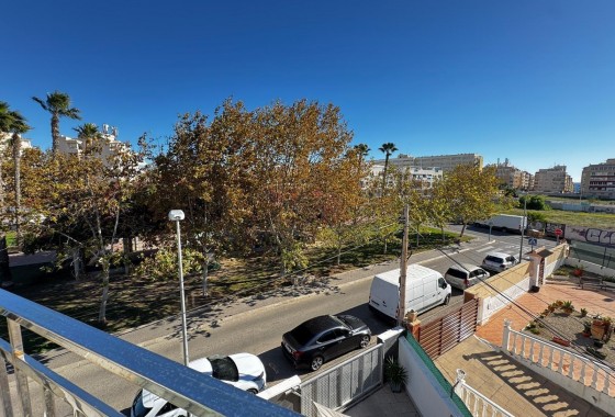 Resale - Apartment / flat - Torrevieja - Playa del Cura