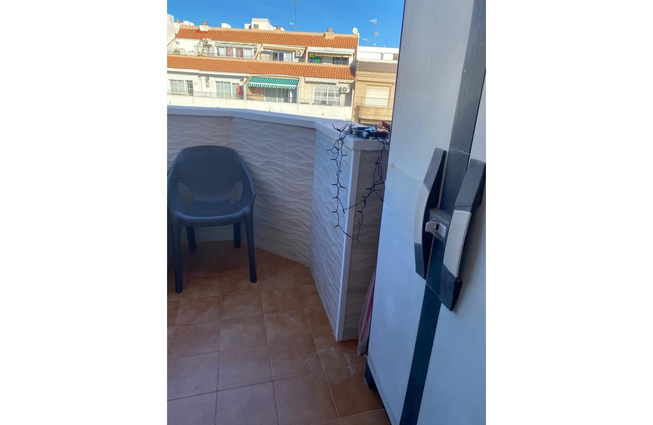 Revente - Attique - Torrevieja - Estacion de autobuses