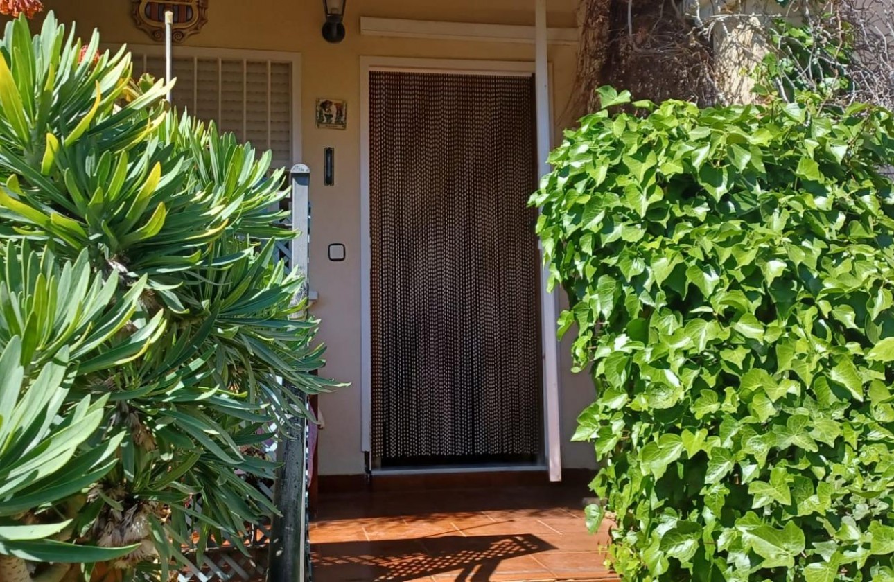 Revente - Villa - Orihuela Costa - La Chismosa