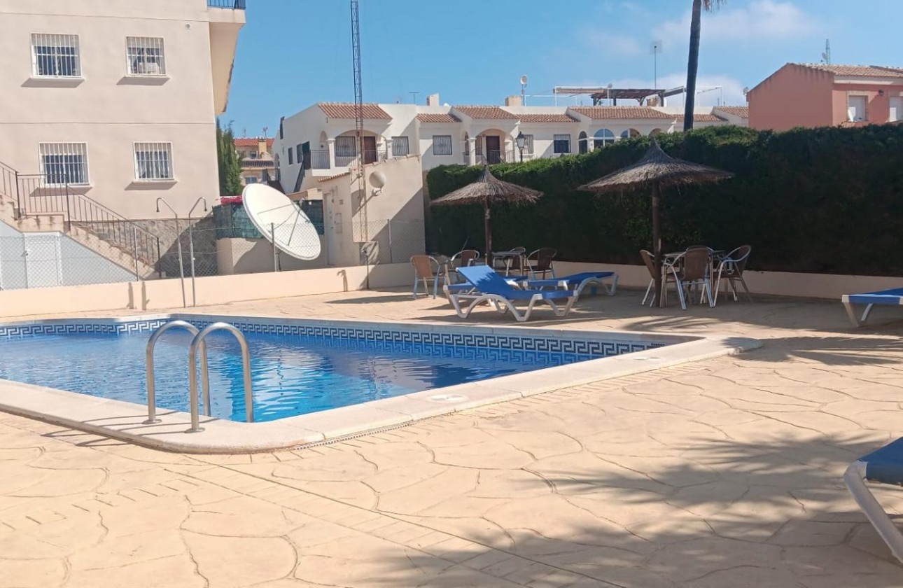 Revente - Villa - Orihuela Costa - La Chismosa
