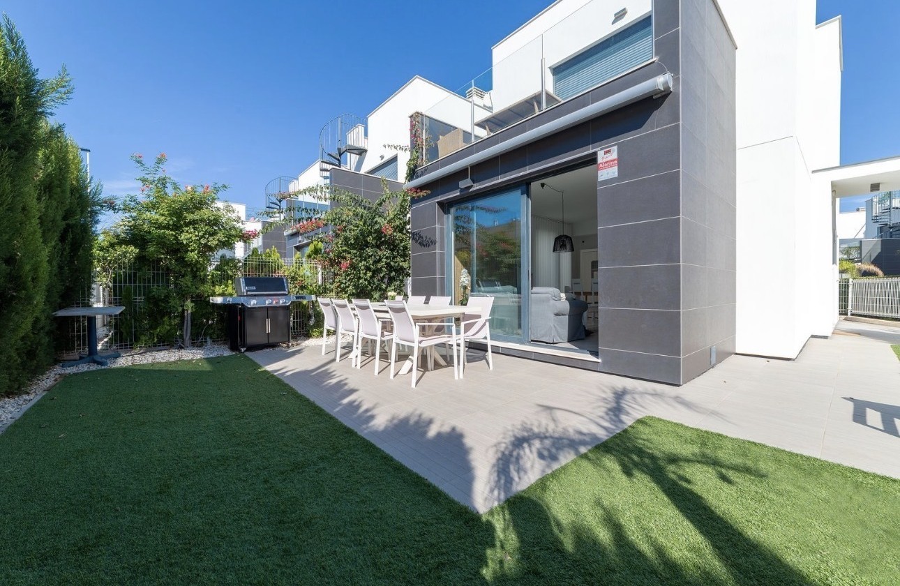 Revente - Villa - Punta Prima - Los Altos