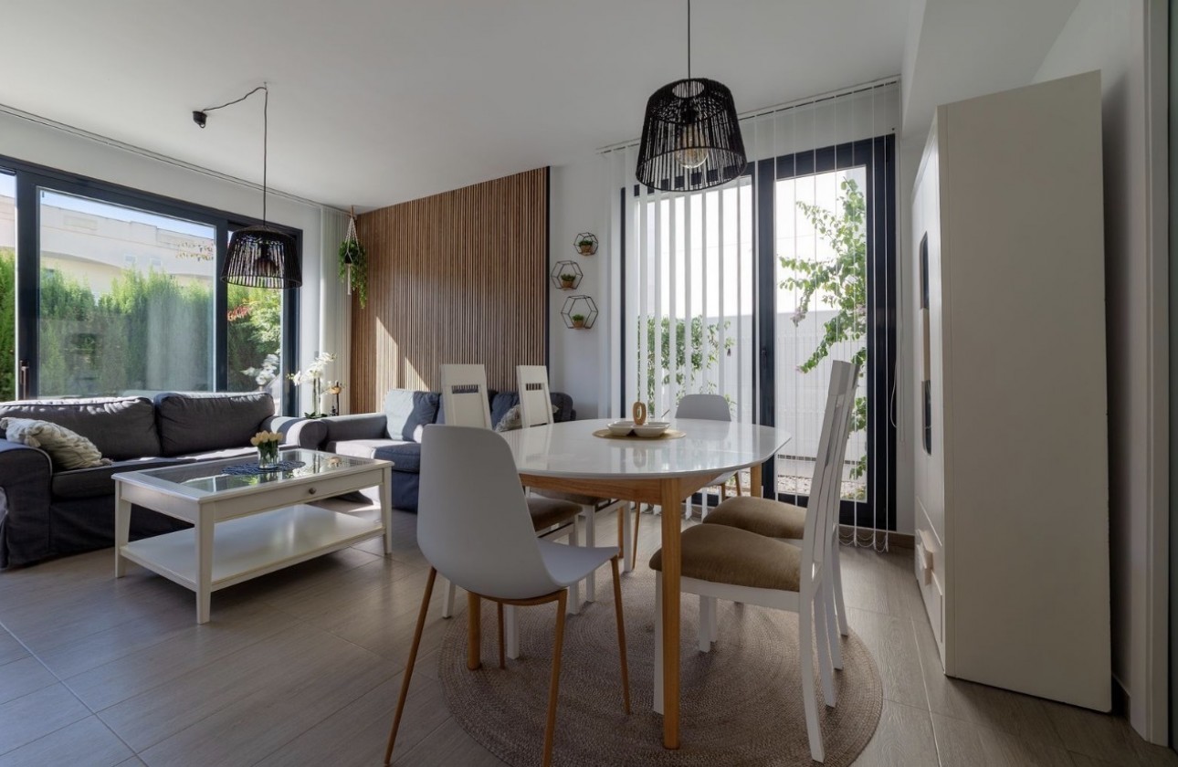 Revente - Villa - Punta Prima - Los Altos