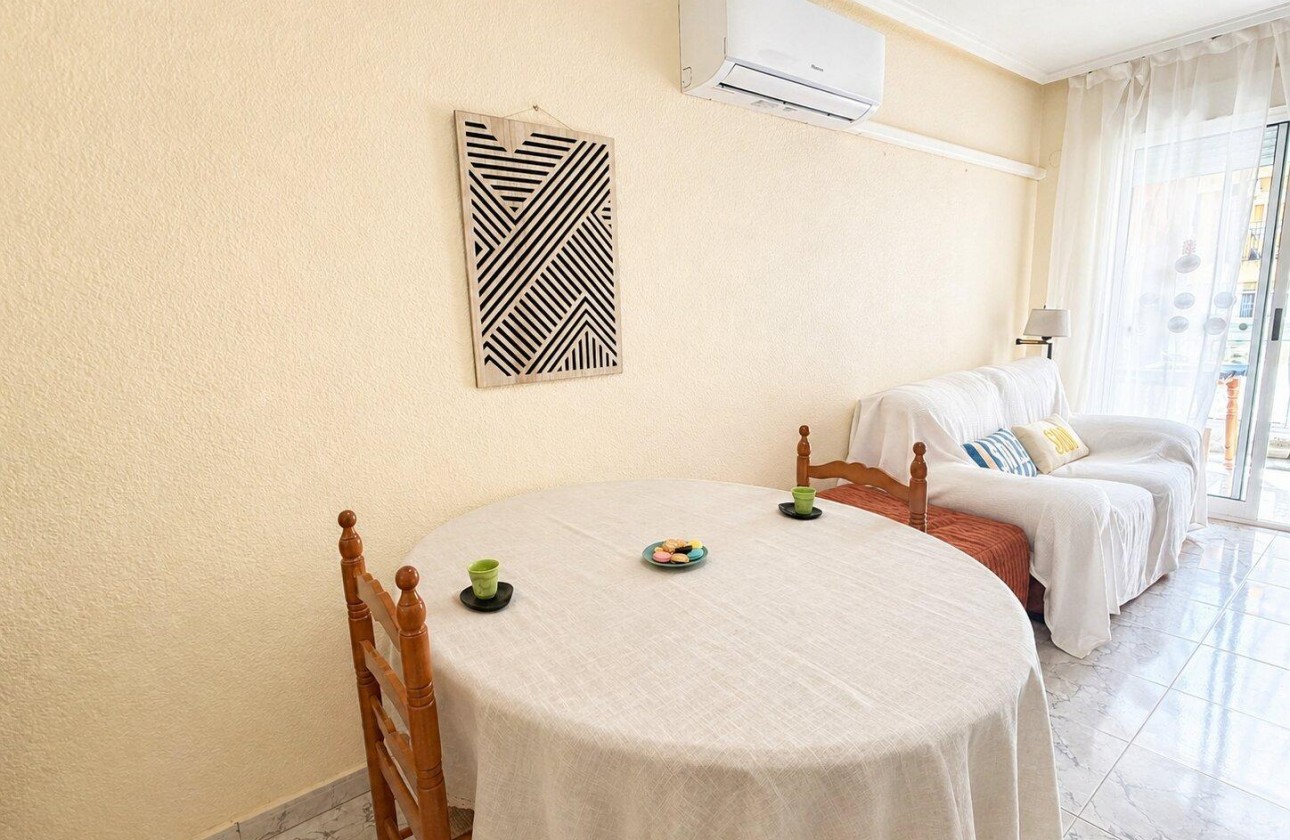 Reventa - Apartamento / piso - Torrevieja - Habaneras