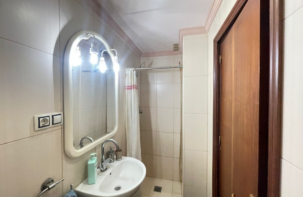 Reventa - Apartamento / piso - Torrevieja - Costa Blanca