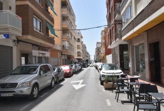 Resale - Apartment / flat - Torrevieja - Costa Blanca