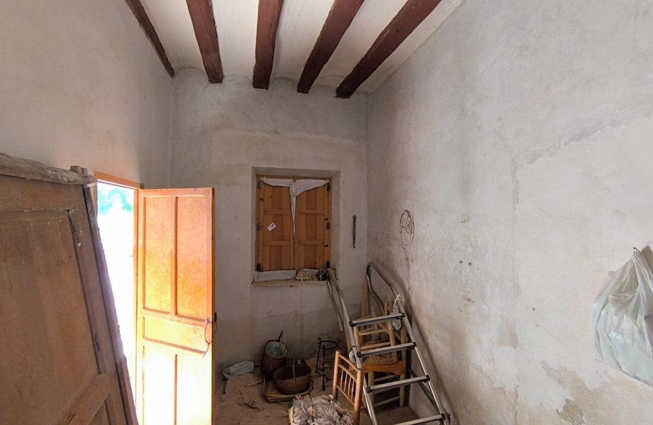 Revente - Property - Yecla - Inland