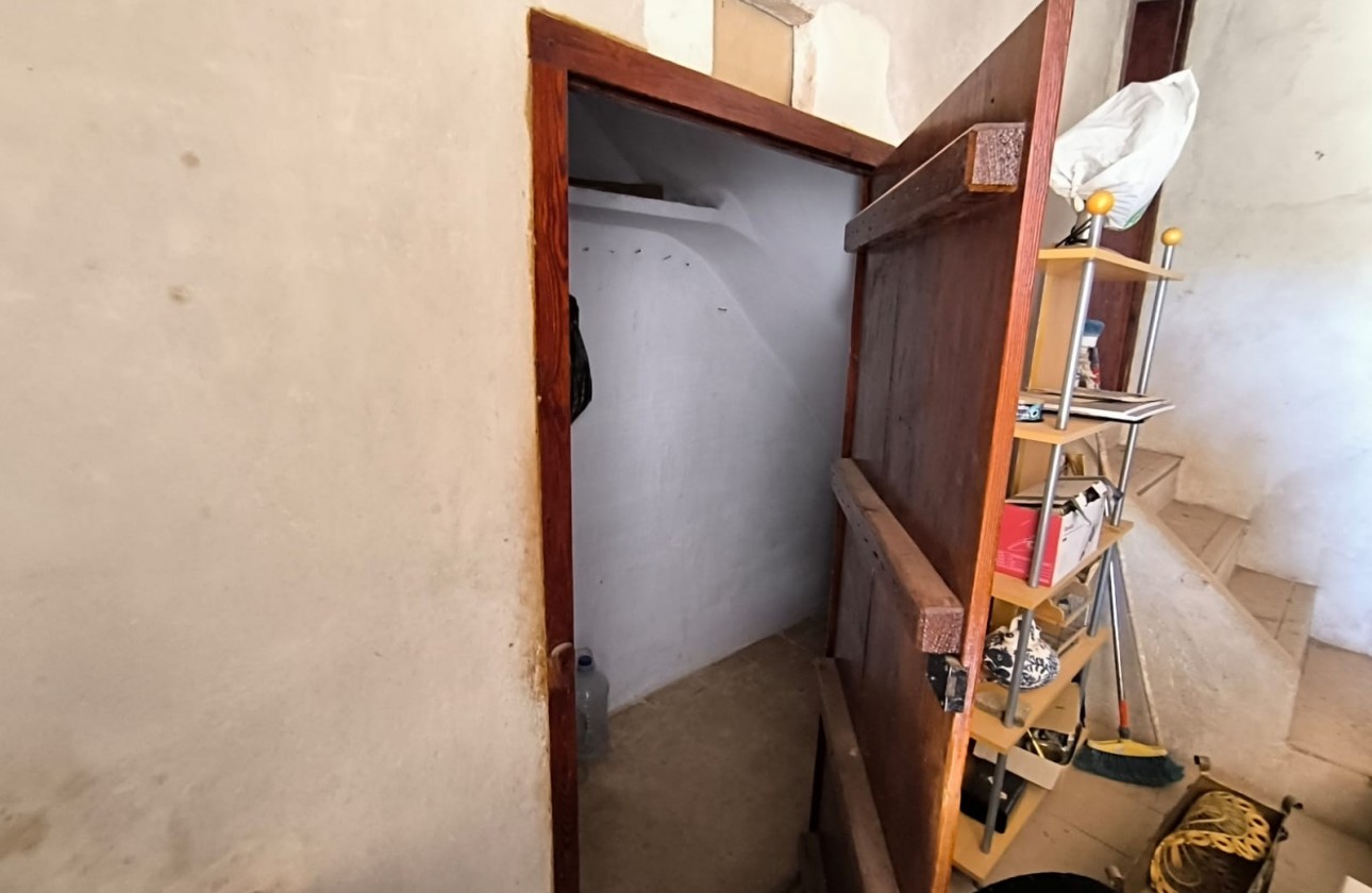 Revente - Property - Yecla - Inland