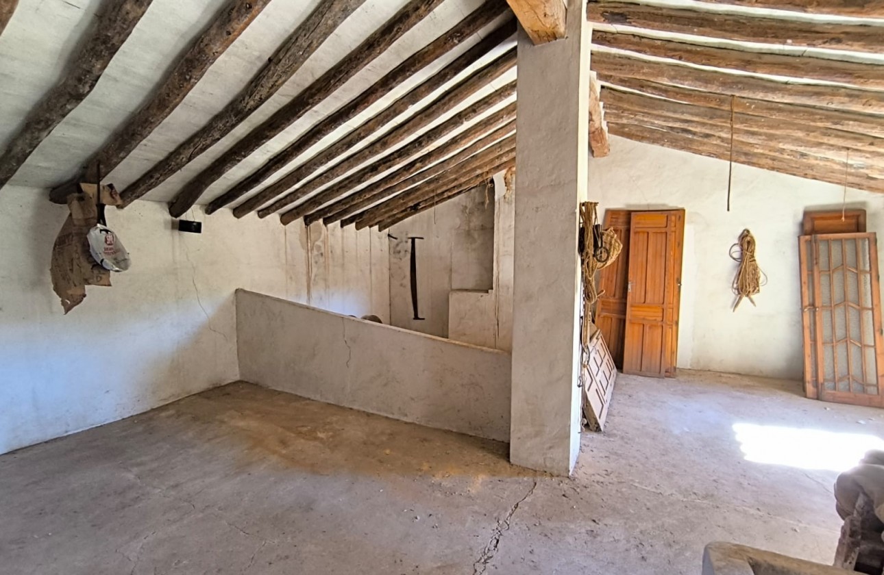 Revente - Property - Yecla - Inland