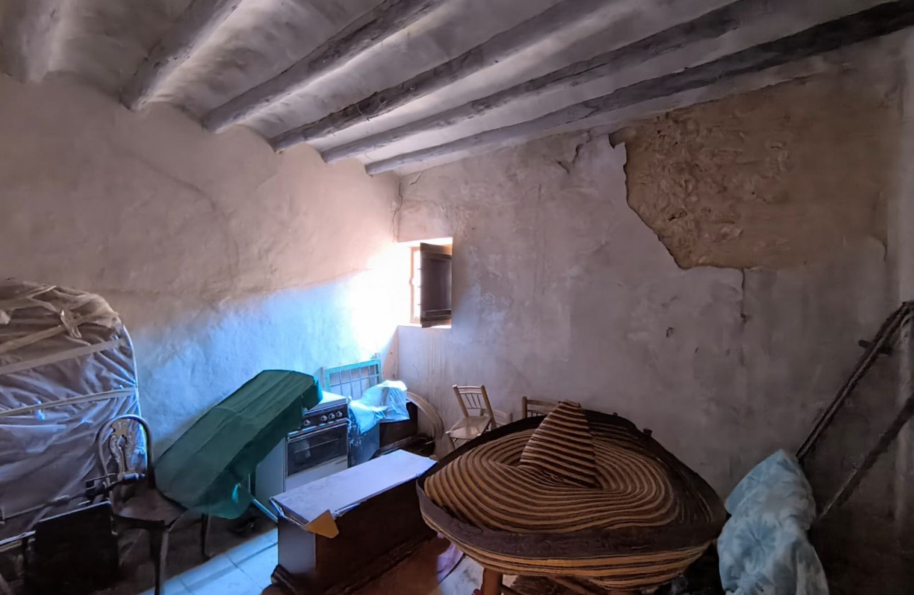 Revente - Property - Yecla - Inland