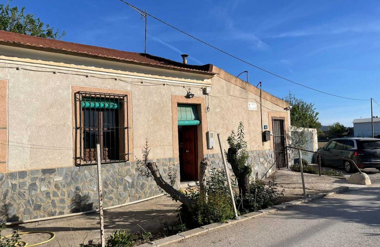 Resale - Country house - Arneva - LOS DESAMPARADOS
