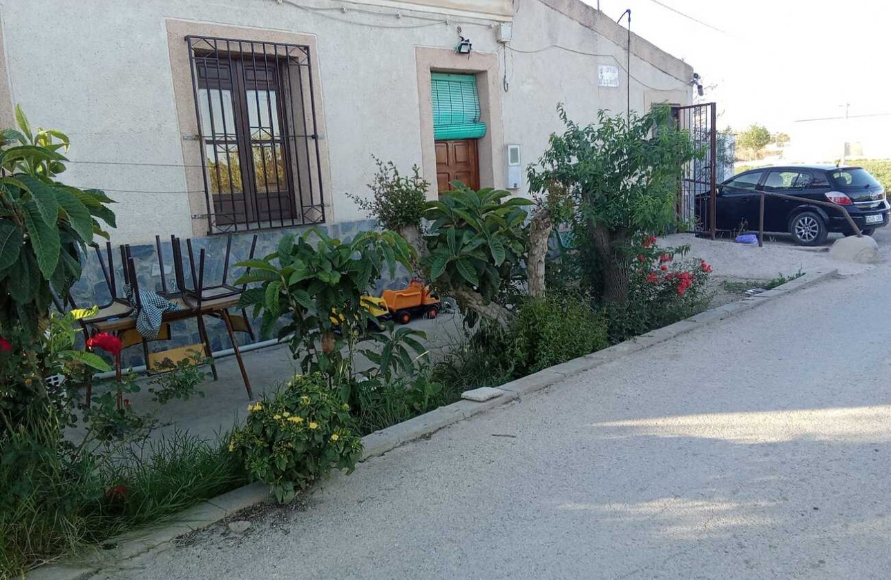 Resale - Country house - Arneva - LOS DESAMPARADOS