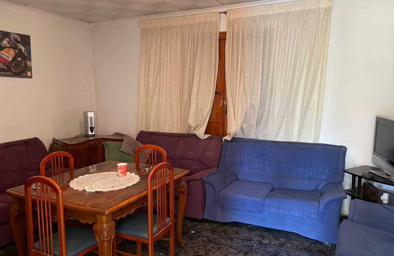 Resale - Country house - Arneva - LOS DESAMPARADOS