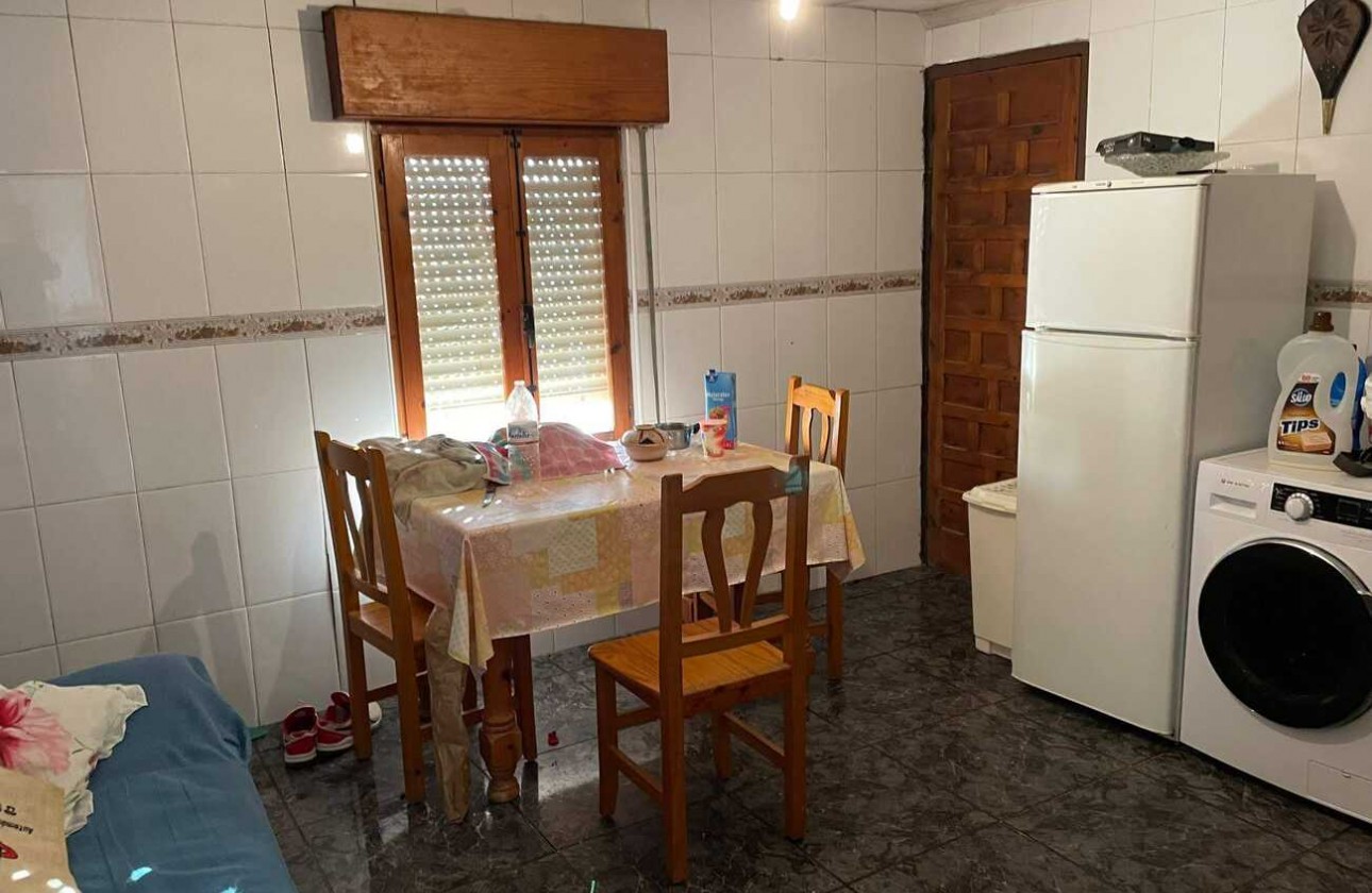 Resale - Country house - Arneva - LOS DESAMPARADOS
