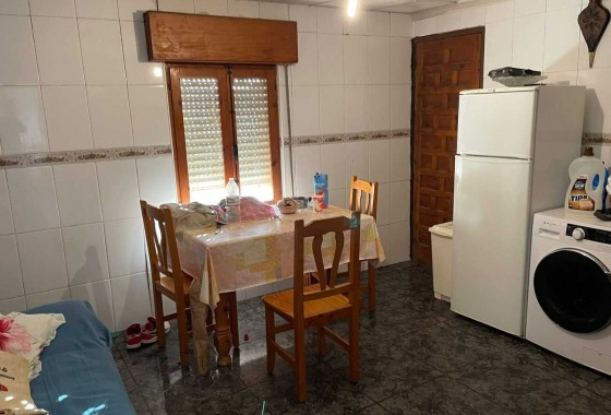 Resale - Country house - Arneva - LOS DESAMPARADOS