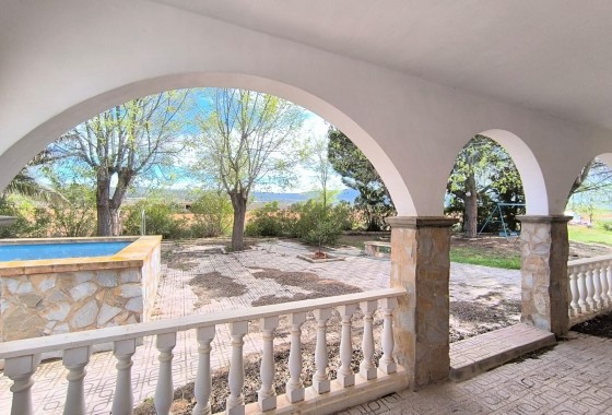 Revente - Property - Yecla - Inland