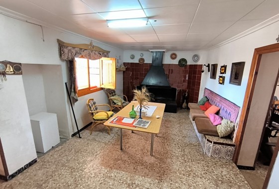 Revente - Property - Yecla - Inland