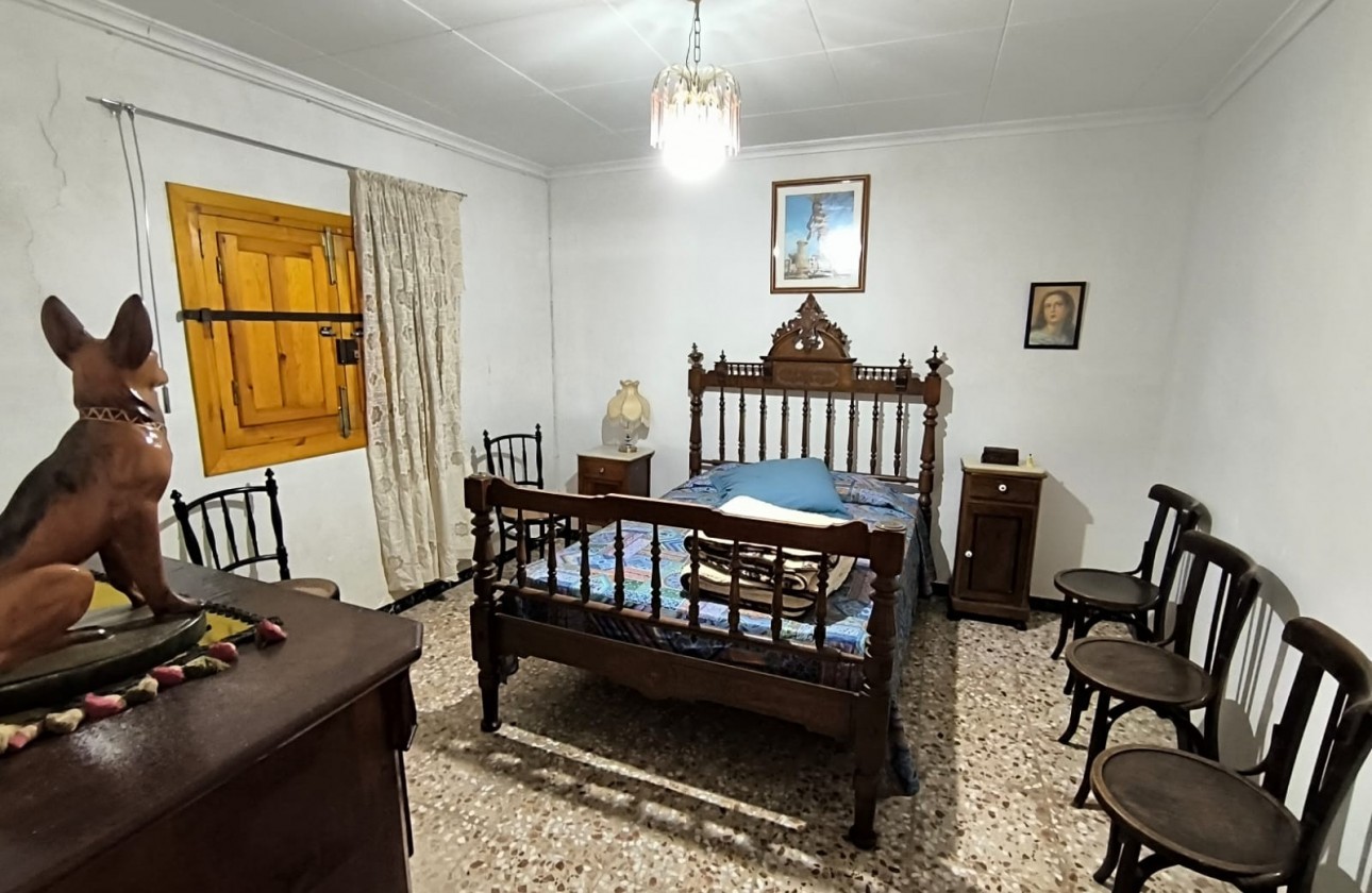 Revente - Property - Yecla - Inland