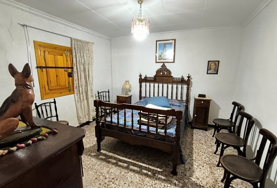 Revente - Property - Yecla - Inland