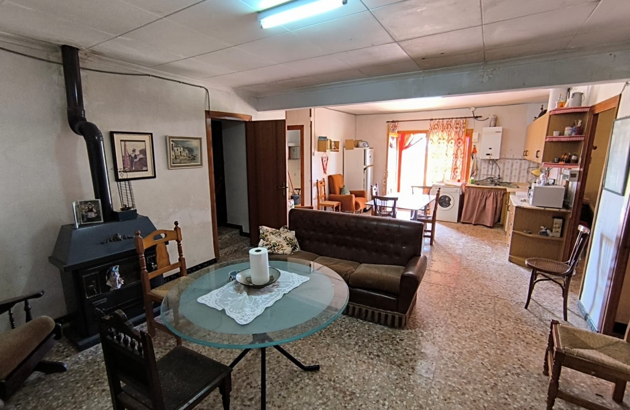 Revente - Property - Yecla - Inland