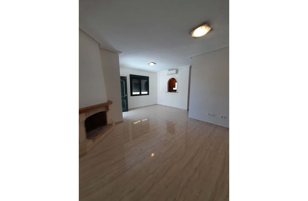 Resale - Villa - Ciudad quesada - Costa Blanca