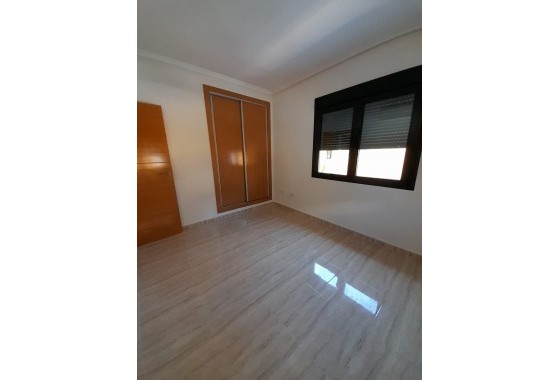 Resale - Villa - Ciudad quesada - Costa Blanca