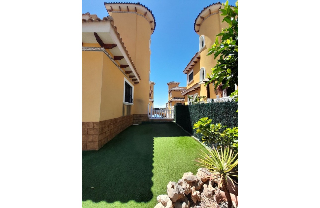 Resale - Villa - Ciudad quesada - Costa Blanca