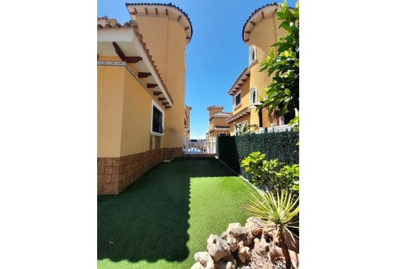 Resale - Villa - Ciudad quesada - Costa Blanca