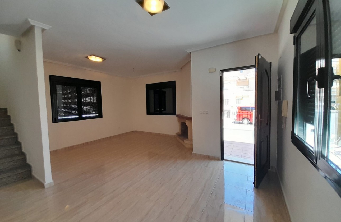 Resale - Villa - Ciudad quesada - Costa Blanca