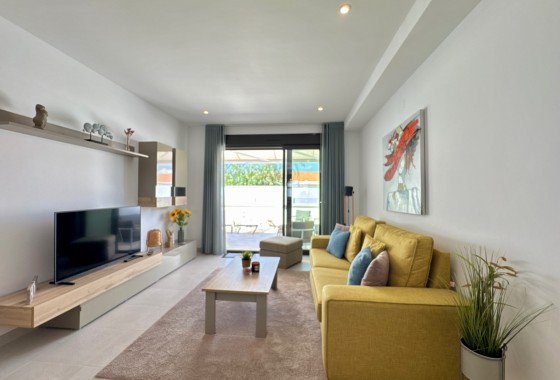 Resale - Apartment / flat - Pilar de la Horadada - Costa Blanca