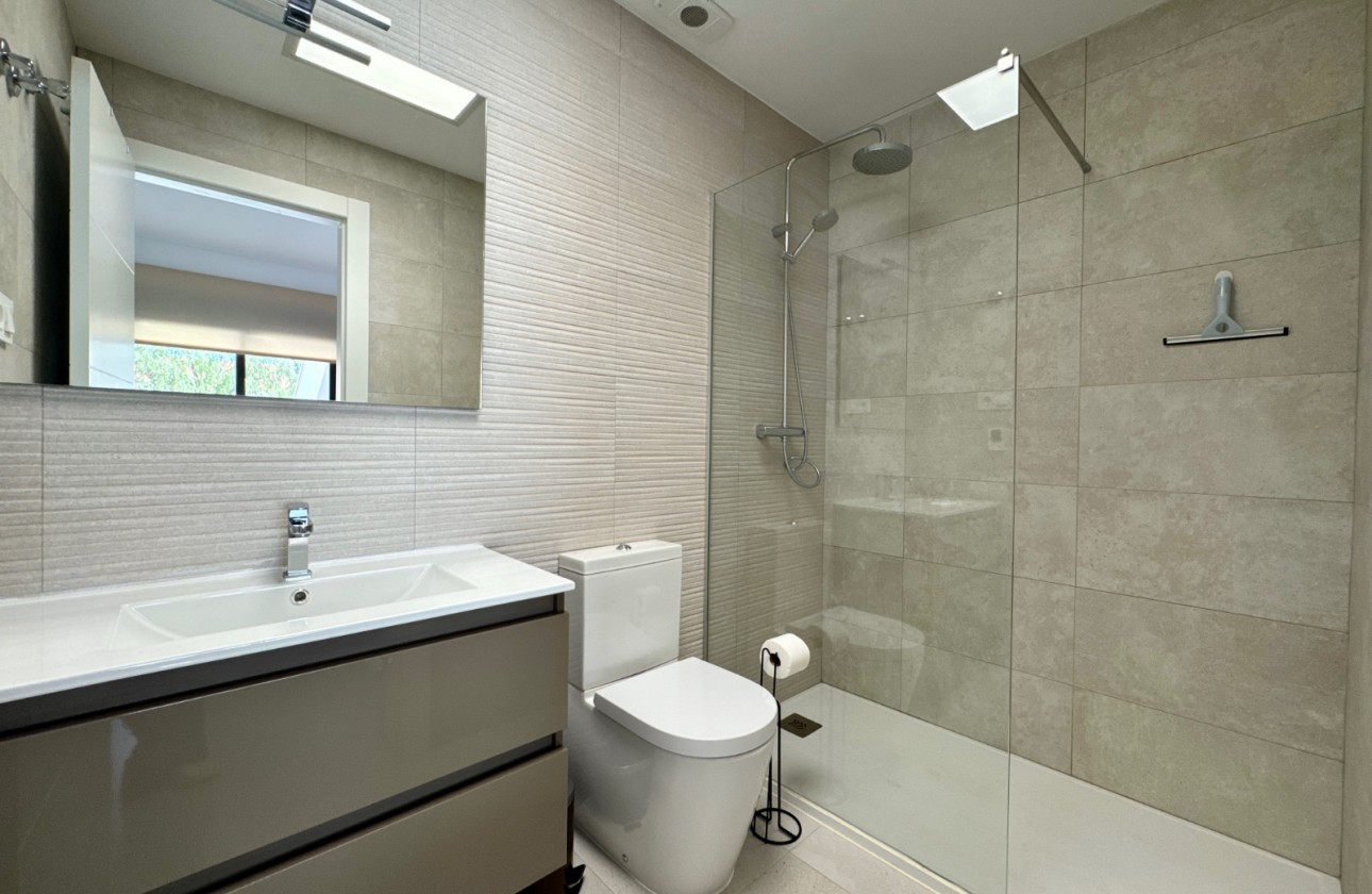 Resale - Apartment / flat - Pilar de la Horadada - Costa Blanca
