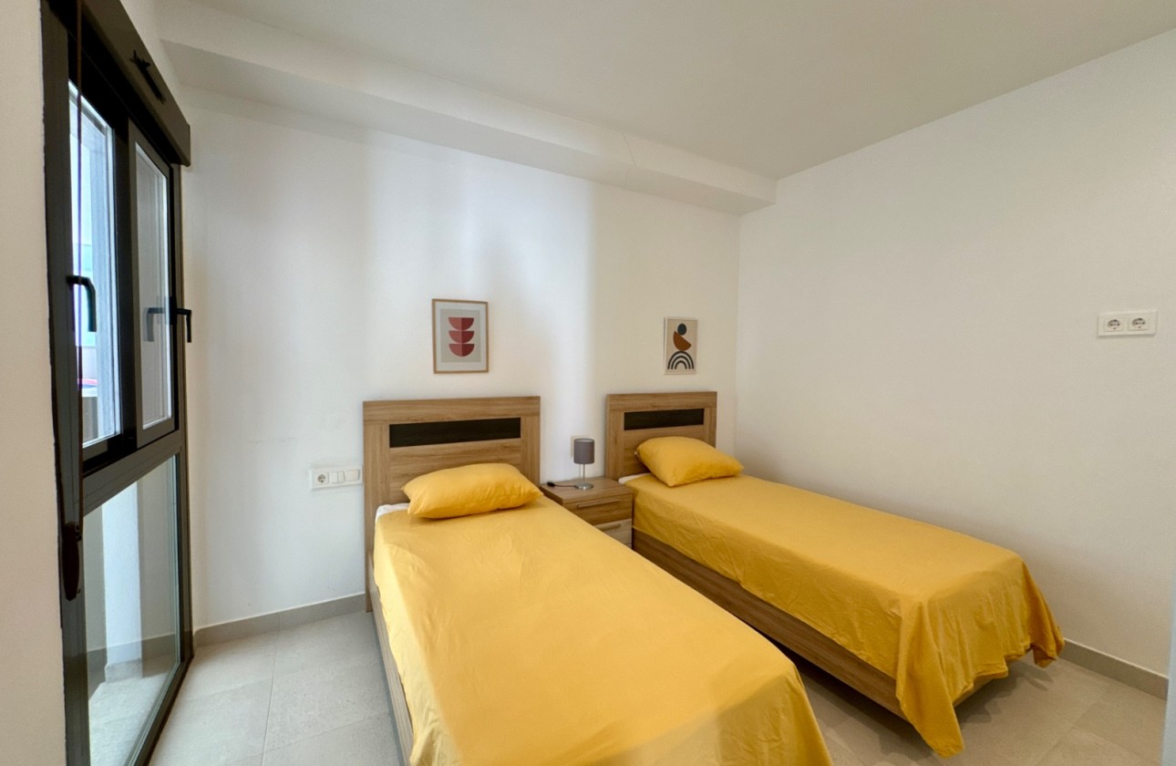 Resale - Apartment / flat - Pilar de la Horadada - Costa Blanca