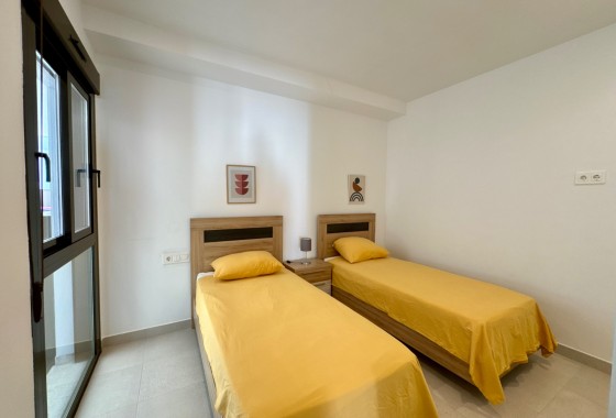 Resale - Apartment / flat - Pilar de la Horadada - Costa Blanca