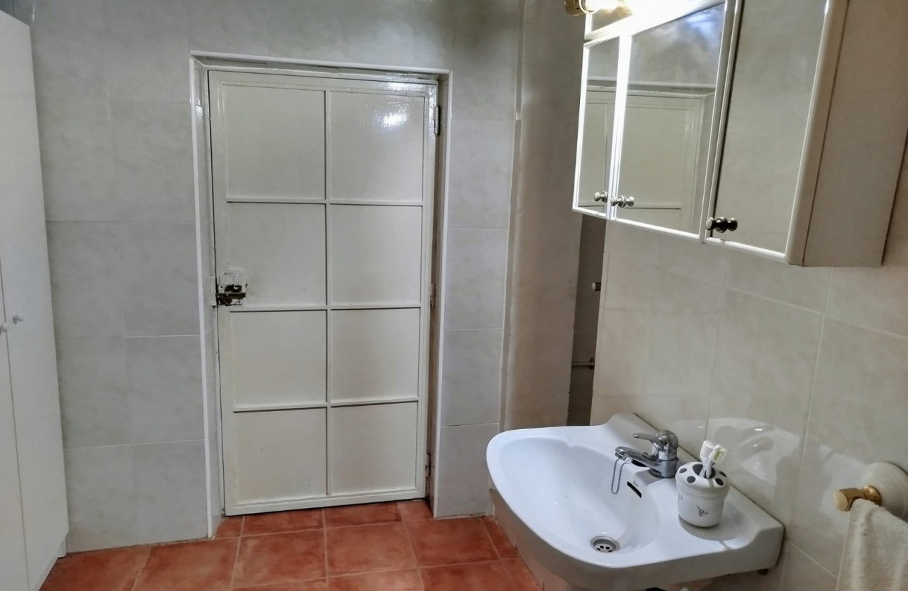 Reventa - Property - Yecla - Inland
