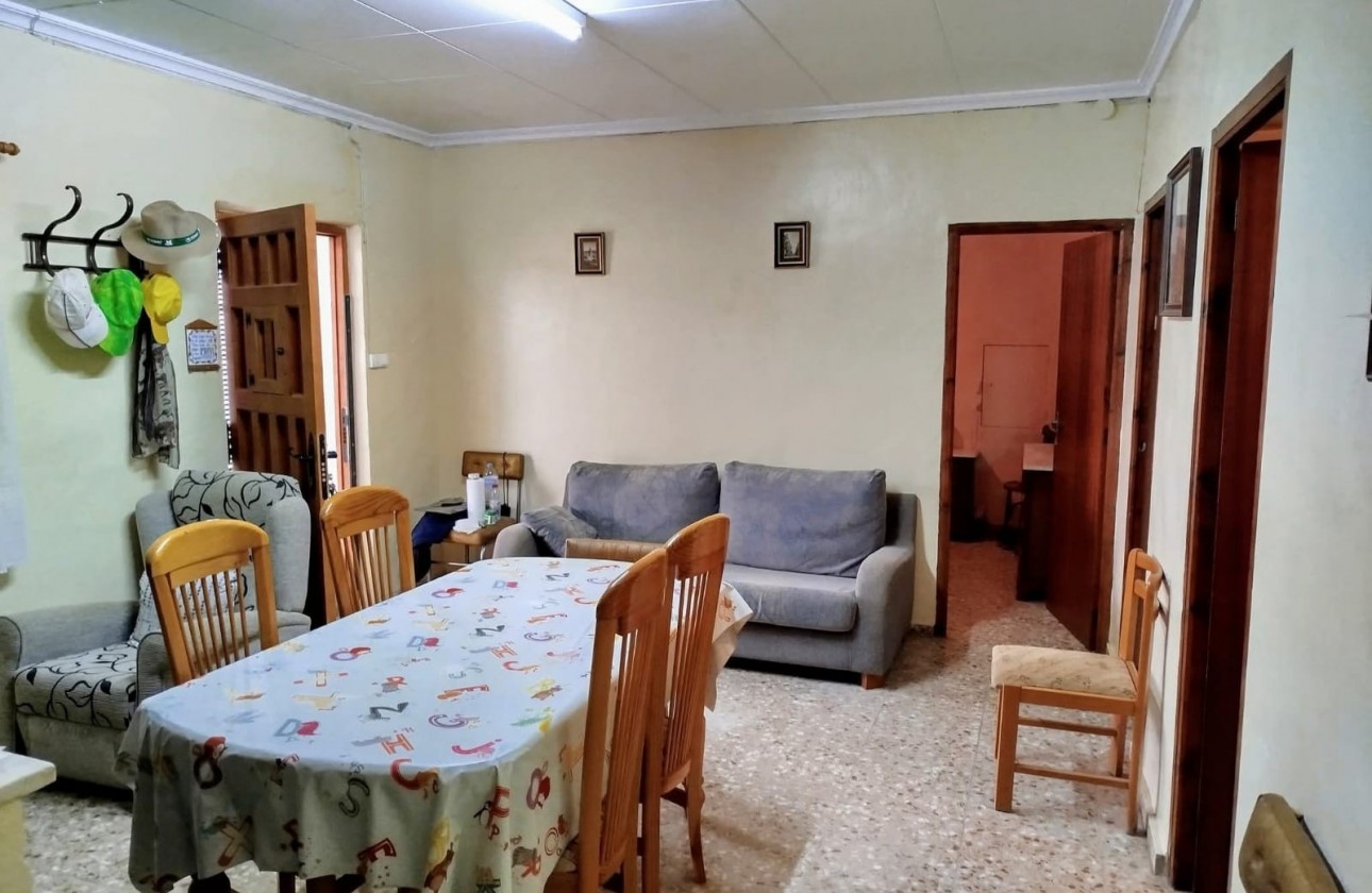 Reventa - Property - Yecla - Inland
