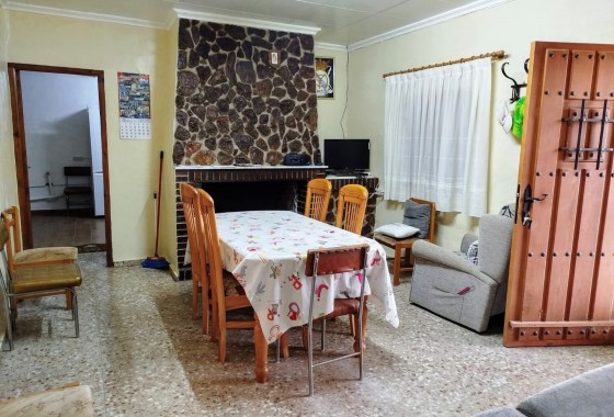 Revente - Property - Yecla - Inland