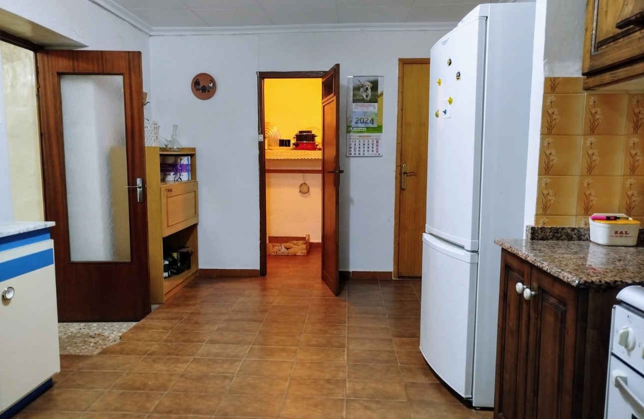 Reventa - Property - Yecla - Inland